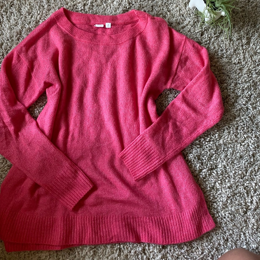 Long soft gap beautiful pink knitted cozy loungey slotted sweater
